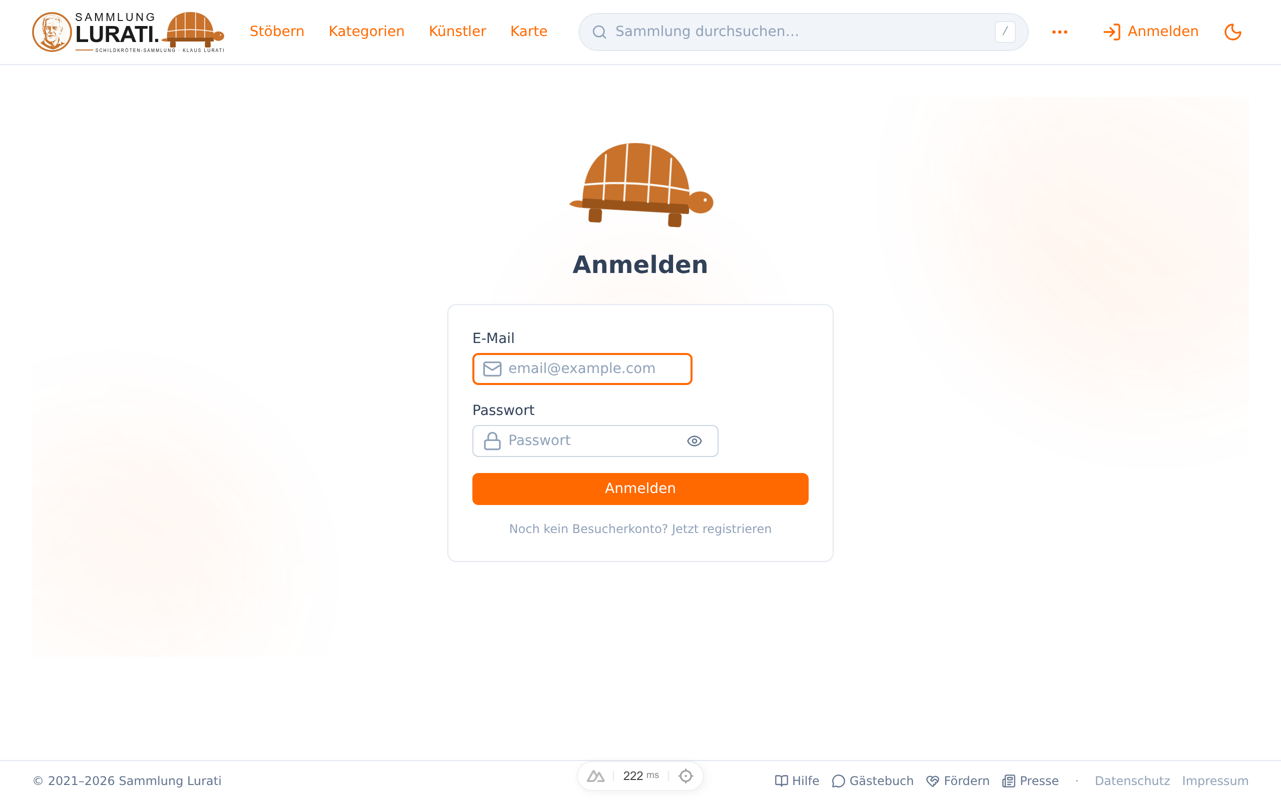 Die Anmeldemaske mit den Feldern für E-Mail und Passwort.